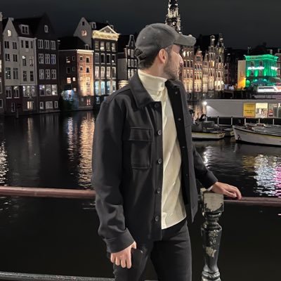 ولا تجعلنا يا رب من الذينَ يحسَبون أنهُم يحسنون صِنعاً، وهُم بالآخرةِ خاسرون ..