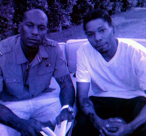 junepolion's profile picture. In a actor and music producer. And I'm the older brother of super star Tyrese gibson. I love my brother andI love god my fam bam. I write music I have a face b