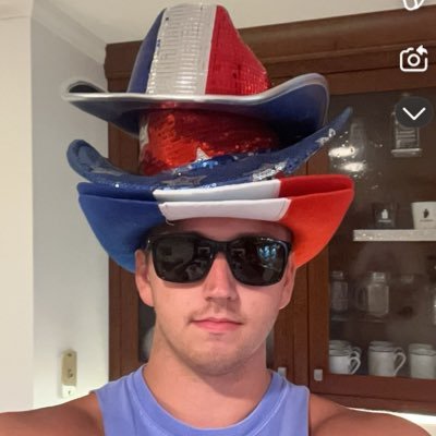 _calebcory's profile picture. 🔴⚪️