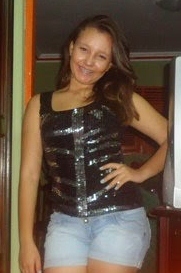 15 anos,pisciana,alegre,simpática,família,forró,amigos  : )