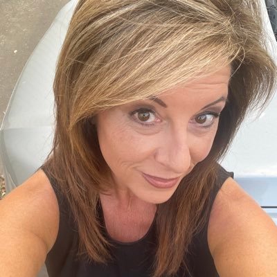 Lisanne2016_'s profile picture. KTEN News 5, 6, & 10 Anchor. Opinions are my own, will probably show off my kids. Don't judge me for being a little biased during football season. 🤷🏻‍♀️