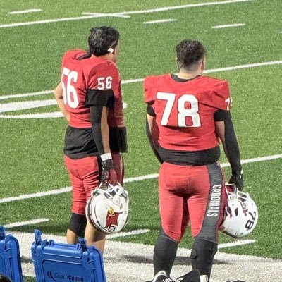South Sioux City HS 🟥⬛️/CO 2026/ GPA: 4.10 / RG, 5’11”, 265lbs/ Squat : 365, Deadlift: 345, 40y: 5.45