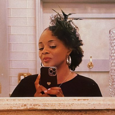 Brookekn_wsbest's profile picture. Depends who you ask 😘