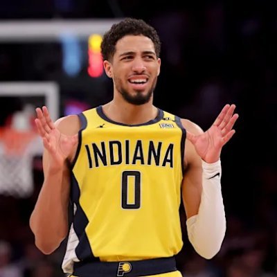 #YesCers #ForTheShoe #YouHaveToSeeIt #Blackhawks #IUFB #IUBB
I'll never forget 2019-20 TJ Warren