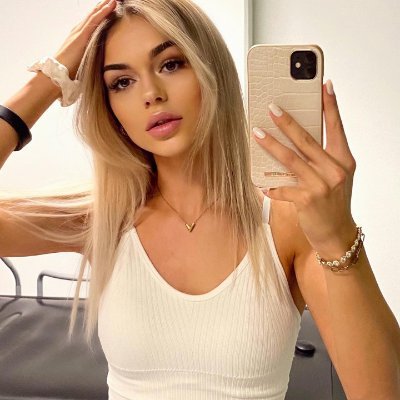 akjoltoic's profile picture. Enjoy yourself and believe in what you believe in, it will come true