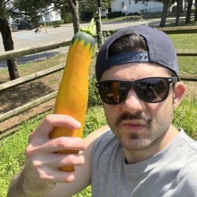 chrophersto's profile picture. 