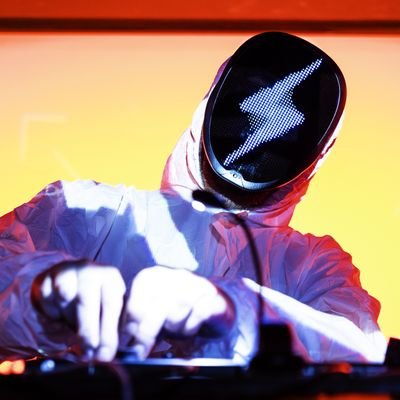 EmergencyOxygen's profile picture. Electro/House inspired by Daft Punk, deadmau5 or The Chemical Brothers. Made in Tokyo with pieces of French Touch.