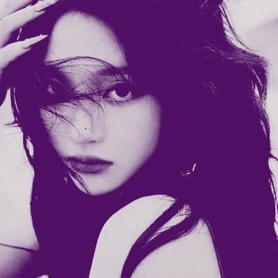 pmbhira_'s profile picture. closed. sb to unf.