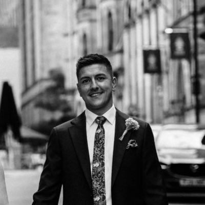 Dad | Husband | Assistant Principal | NPQSL | Prev HoD | Prev HoY | ECT Mentor | Ski Trip Leader | Old Kirkamian | 3 x 26.2