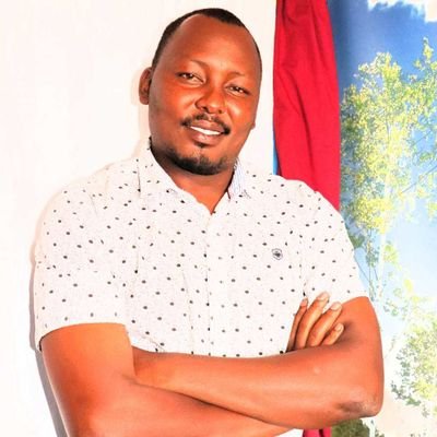 ILeloon's profile picture. A medic and a politician...