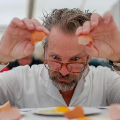 wildlife, equality & diversity champion | poultry & eggs | hockey dad | married to @mariekeemonts | former somebody | cedo nulli
