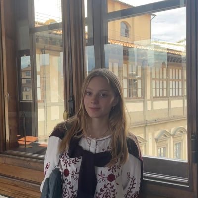 soniaclosa's profile picture. no la toqueu si no és per estimar-la