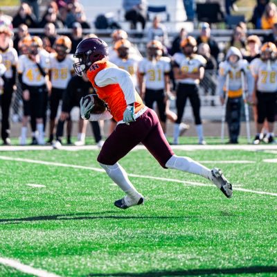 5’10 185 • Class of ‘28 Brother Rice (Chicago) • RB • gpa:3.7 • HFC: @CoachQuedenfeld