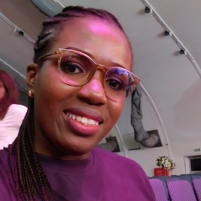 Office Manager, Believer, Wife, Mother, Entrepreneur, Pastry chef|Baker 🎂🥐🍩🍞🧁🥟 @whitekings_bakeshop