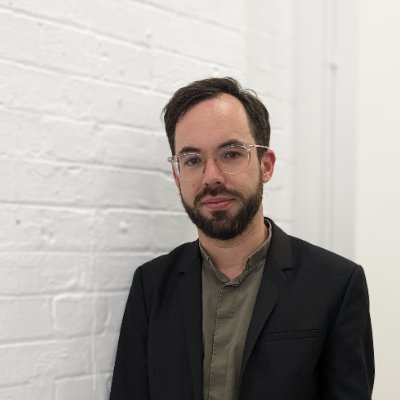 Director of External Affairs and Communications at Duke of Edinburgh's @intaward. Vice Chair of @HubVelo Cycling Club. He/Him.