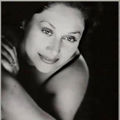 Tey630595911318's profile picture. Ella es mi obsesión,mi razón de ser y existir!!!😍