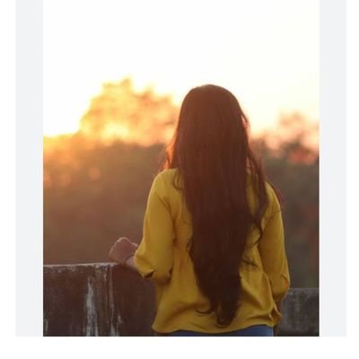 Bhavvtweets's profile picture. 🌸
Okay I started late!😬
RTs,likes are not endorsements.