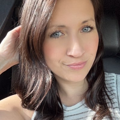 LauraRN's profile picture. 