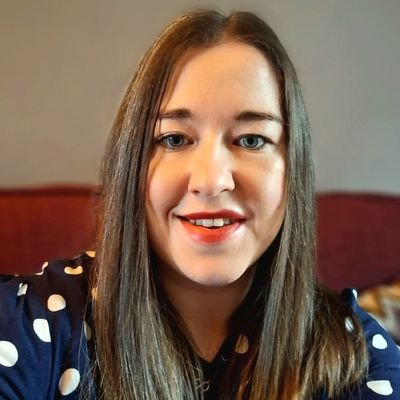 Assistant Curator of Collections @BradfordMuseums ⚙🏺🖼 🏛 | PhD 🎓 | Historian 📜 | Proud Bradfordian 💪🐗 | Views my own | Active on 🦋 | See 📌