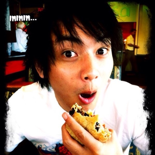 thunkR's profile picture. a bum with no bum.  ..what a bummer.

http://t.co/wheuFhFFCr

NEET Extraordinaire.
#MonsterHunter 大剣 expert.
弓 MASTER.
スラッシュアックス pro.
片手剣 aficionado.