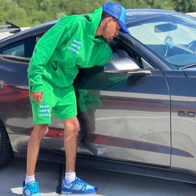 We™ -Us| | VSU '19 Alumnus| 69-45 I #BronGang | #TarHeels | Mark 10:25 |#MaxineWatersGang | #BSL 🤟🏾