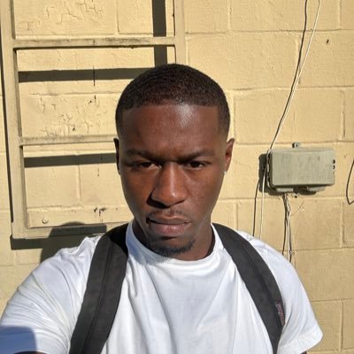 tytoolitt's profile picture. I snipe stock & options 🤝🏾