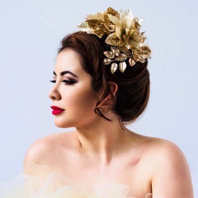 NacaFierce's profile picture. 1st Gen Texican 🇲🇽 American 🇺🇸 | Music junkie | Dog 🐶 Mama | BBA 🏫 MBA 👩🏻‍🎓| 🎾 Tennis fan | Painter at heart 👩🏻‍🎨 | In God I Trust 🙏🏻