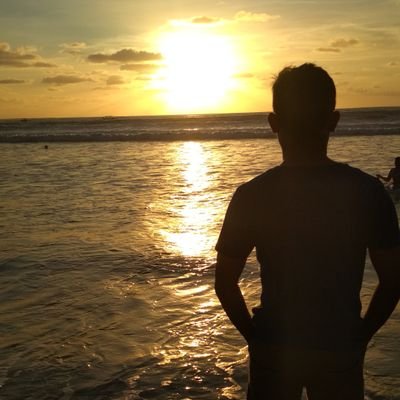 always grateful for what God has given to me :')
life alone doesn't mean that you dont deserve a happiness