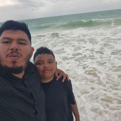 bubuleo1's profile picture. Azulcrema ❤️ 🦅🦅🦅🦅
De la sultána del norte siempre siguiendo al crema.Mi mayor grande ídolo CB10 y Yosoy8a