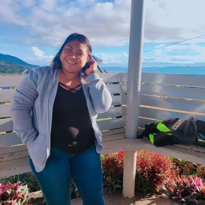 ReaPineda25's profile picture. 