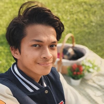 ZmierKenchy's profile picture. Turn Your Social Media into High-Quality Editing Style 📈

UE 🚀 | Professional in Video Editing 🎬

Contact 📩 : DM me! or Email : zmierkenchy@gmail.com