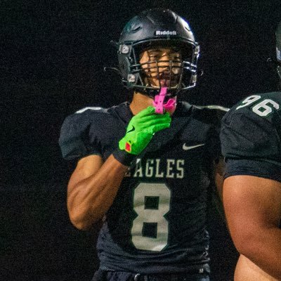 Laney College 🏆 • 6’4 215lbs || Linebacker || 3.5gpa || 3/2 Eligibility