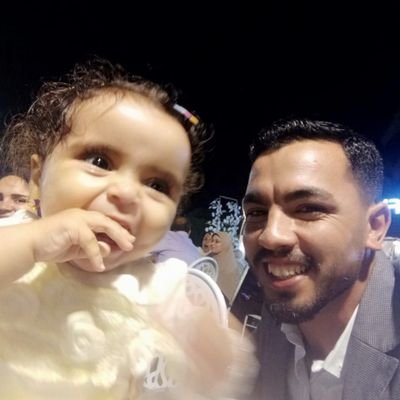 مشجعا لليونايتد 🔴
ومشجعا ومحبا وعاشقا للاهلى 🦅