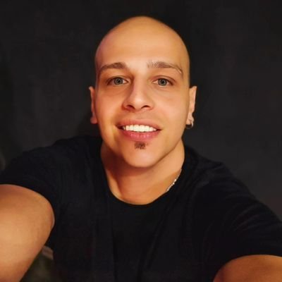 Esarcien's profile picture. NE MUTLU TURKUM DIYENE #1907 MUSTAFA KEMAL ATATÜRK ! 1881 - 193∞