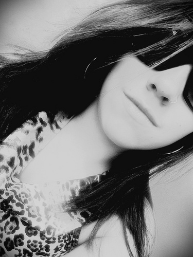 Calma, paciente, carinhosa. Na maior parte do tempo, porém, é uma garota generosa, amigável e preocupada com as pessoas que ama . Pode ser um tanto possessiva..