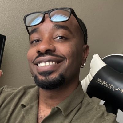 🎮 Gamer | 🎬 Anime Lover | 🍰 Baker | Twitch, PSN & IG: @Carter_Bakes Nintendo FC: SW-7310-4385-7816