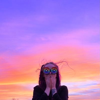 trustno1 // hi i like rezz, the sky, space, and weird shit ✨ kinda inappropriate sometimes
