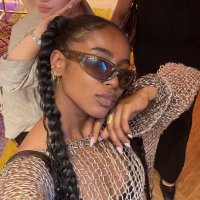 🧃. (@cinnamirrors) 's Twitter Profile