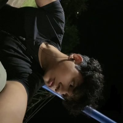 guszij's profile picture. 