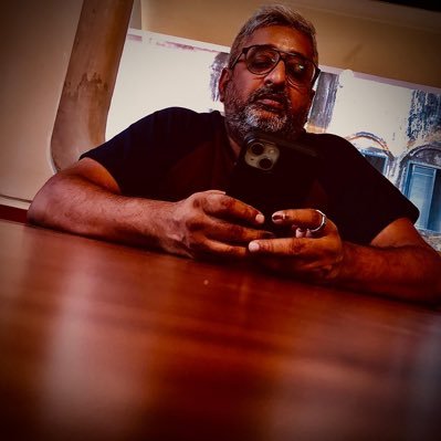 vivekdhonde's profile picture. no gyaan