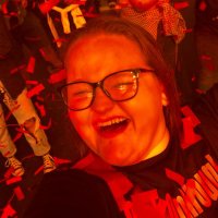 lacy |-/ (@mulbrystrt) 's Twitter Profile