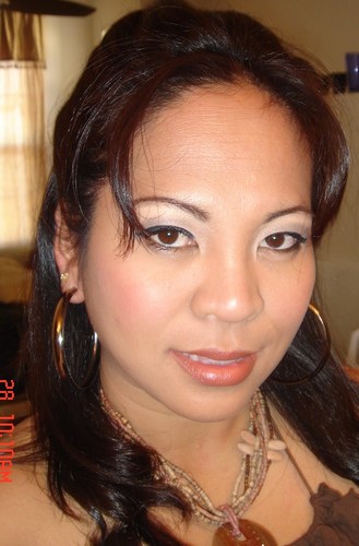 JadeSky1's profile picture. Find out the best Makeup Brushes and free techniques that work best for your face at my blog.