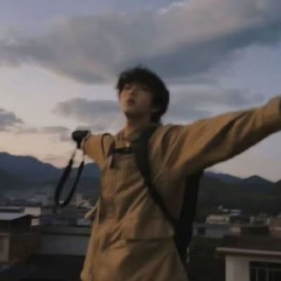 gIqbbBqN3tLBit7's profile picture. 
