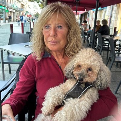 AbelairaMa's profile picture. Abogada. 
Somos siervos de la Ley con el fin de poder ser libres. Ciceron