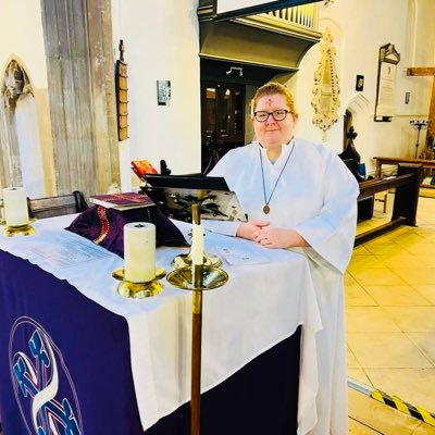 Ordinand at Westcott House. Diocese of St Edmundsbury & Ipswich Church of England. Jesus is my Lord and Saviour.