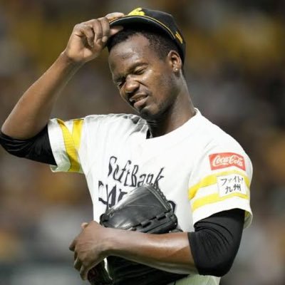 wrongword52's profile picture. 得意な球種はDカーブ あなたの心もDカーブ