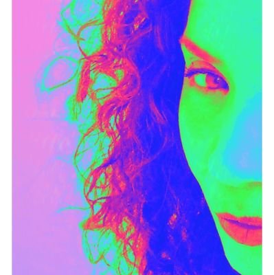 LoXaNdRa Profile