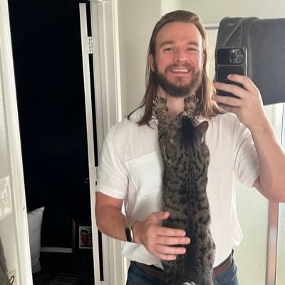 JustenVillela's profile picture. 