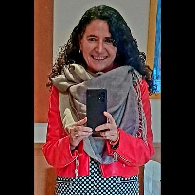Disfrutona, madre, eterna aprendiz y directiva de organizaciones que construyen una sociedad mejor.
#Horizontear #LiderarConArte.