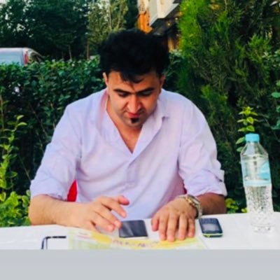 arween30873's profile picture. فلسفه، شعر، سینما، هنر
